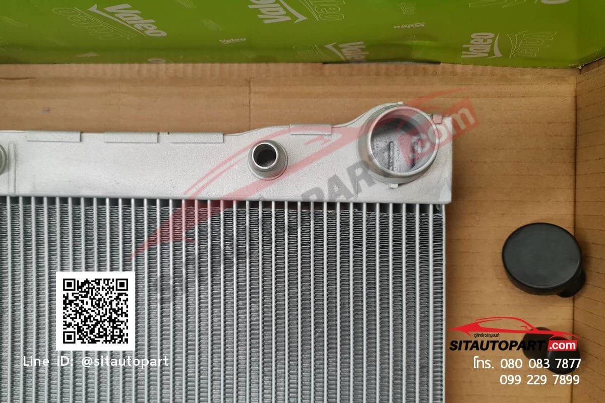 หม้อน้ำ BMW F02 - Image 2