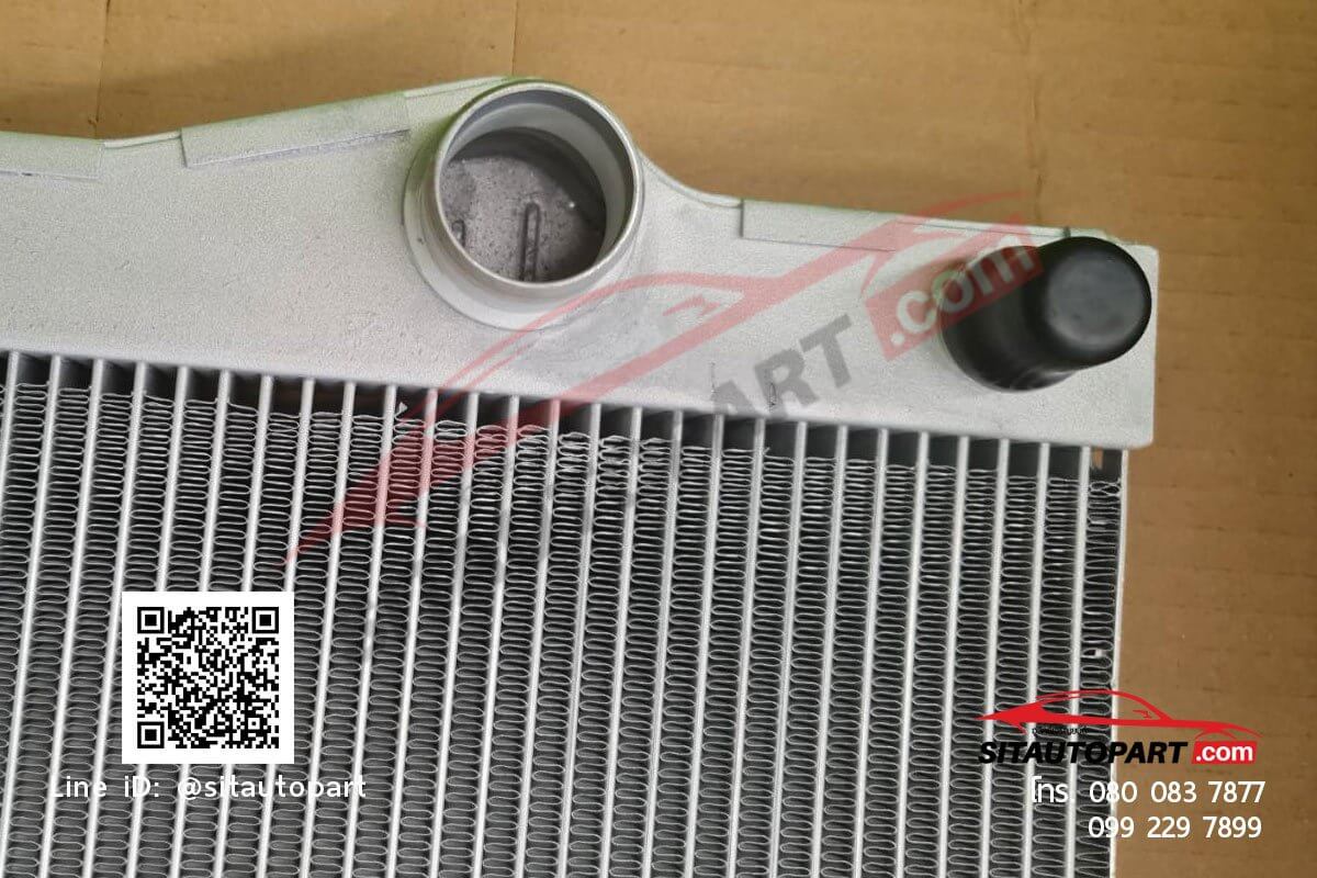 หม้อน้ำ BMW F02 - Image 4